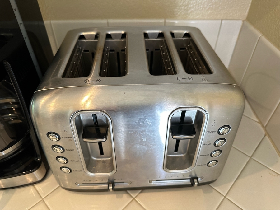 Cuisinart Coffee Maker And Toaster [Photo 4]
