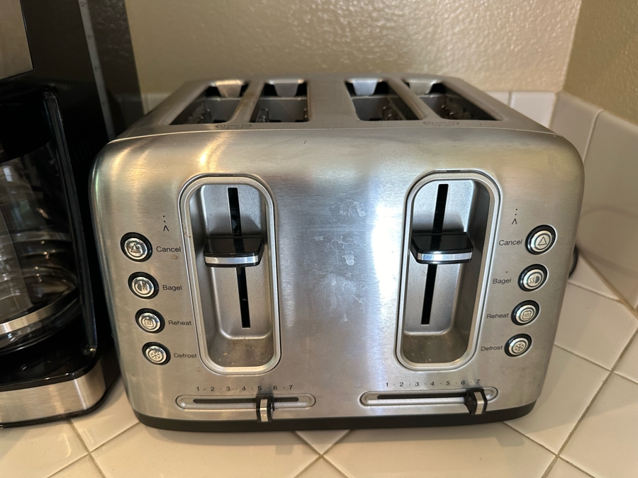 Cuisinart Coffee Maker And Toaster [Photo 3]
