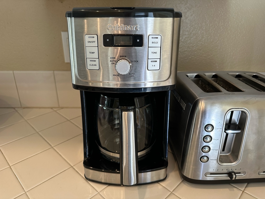 Cuisinart Coffee Maker And Toaster [Photo 2]