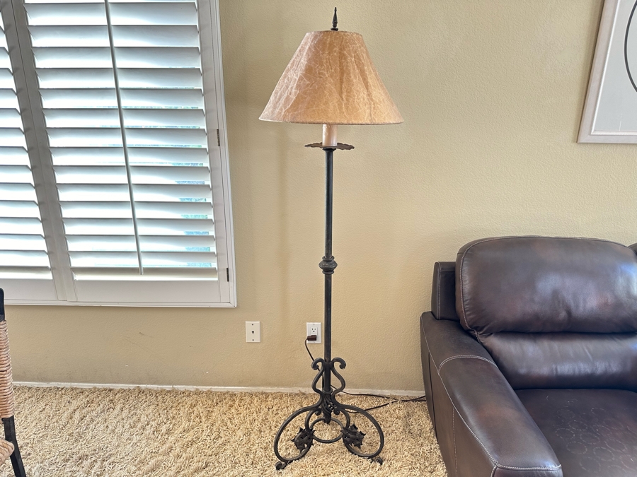 Wrought Iron Floor Lamp 68H