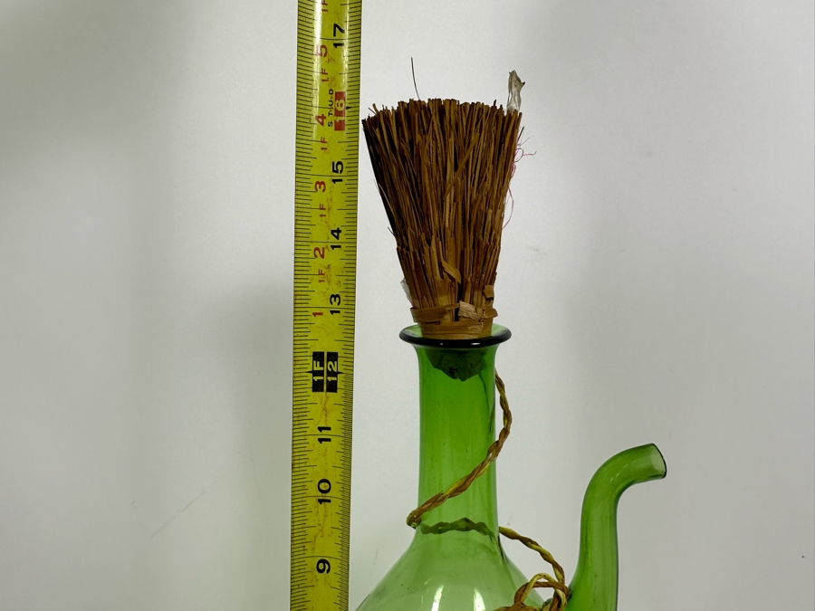 Vintage Italian Green Glass Wine Decanter Carafe With Ice Chamber Chiller 16H [Photo 5]