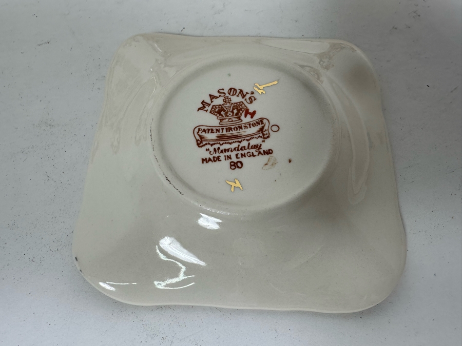 Mason's Ironstone Mandalay Pattern Blue Multicolor Pair Of Candlesticks, (10) Ashtrays, Pair Of Cigarette Holders, (4) Small Dishes And Toast Server Made In England [Photo 10]