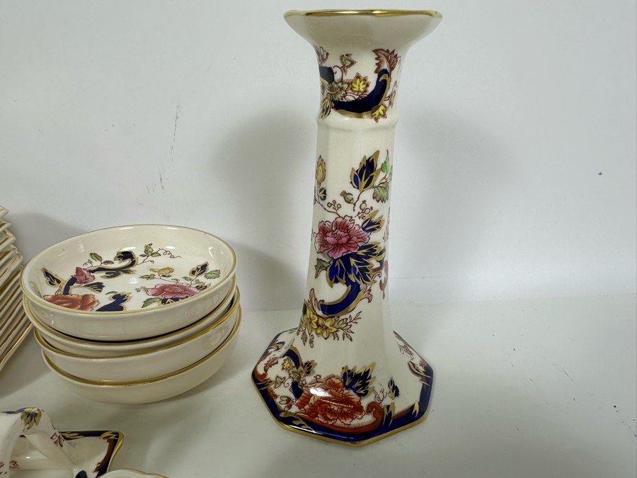 Mason's Ironstone Mandalay Pattern Blue Multicolor Pair Of Candlesticks, (10) Ashtrays, Pair Of Cigarette Holders, (4) Small Dishes And Toast Server Made In England [Photo 4]