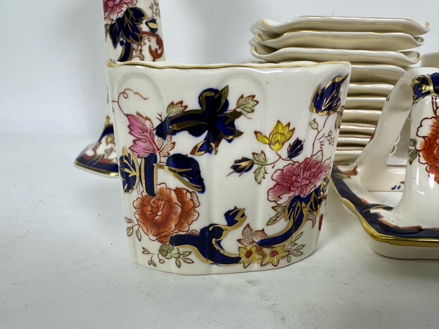 Mason's Ironstone Mandalay Pattern Blue Multicolor Pair Of Candlesticks, (10) Ashtrays, Pair Of Cigarette Holders, (4) Small Dishes And Toast Server Made In England [Photo 2]