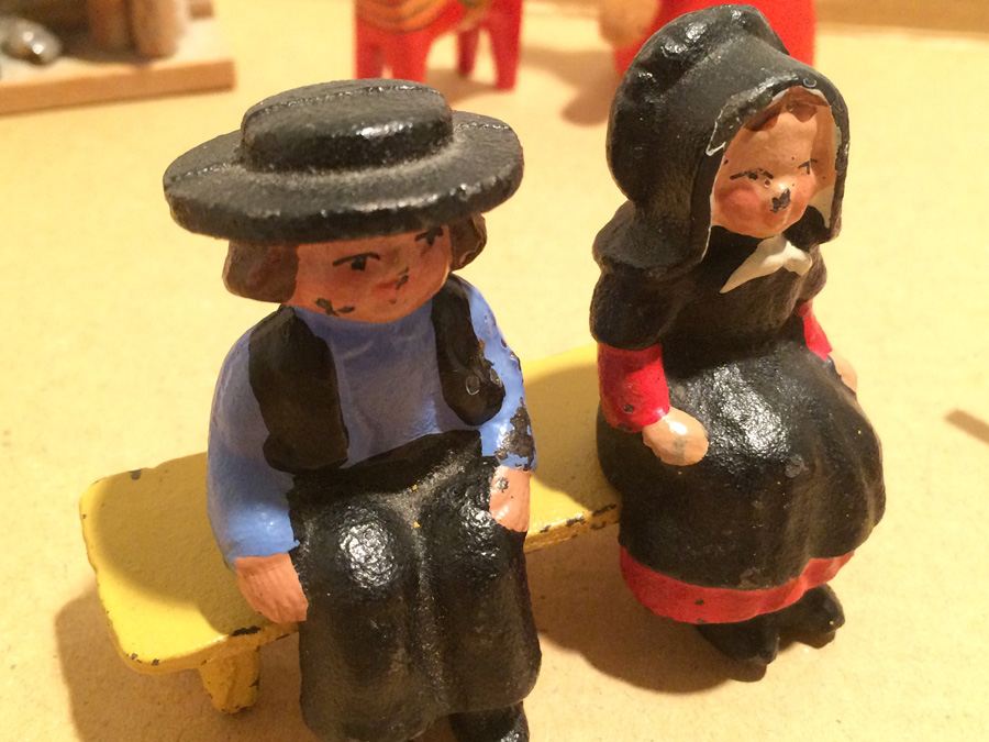 Vintage Lot Includes Cast Iron Figures on Bench and Wooden Figures [Photo 2]