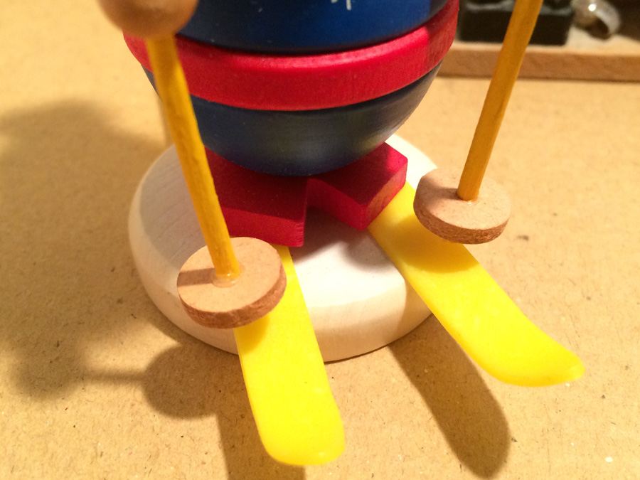 Vintage Lot Includes Cast Iron Figures on Bench and Wooden Figures [Photo 33]