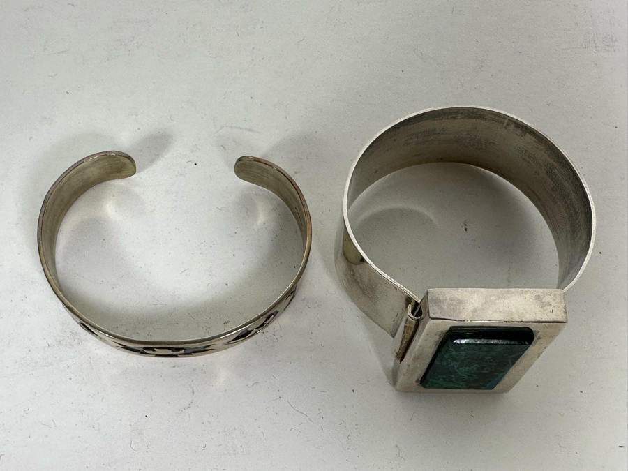 Pair Of Sterling Silver Cuff Bracelets 68.2g [Photo 10]