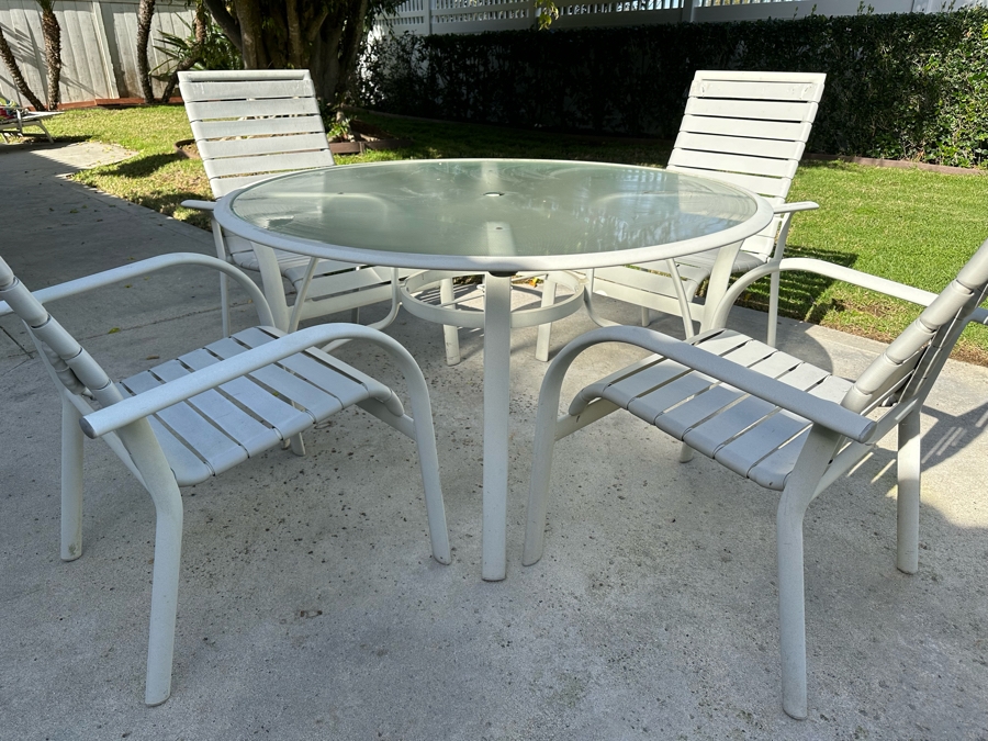 Aluminum Outdoor Patio Table 51W X 28.5H With Four Chairs [Photo 3]