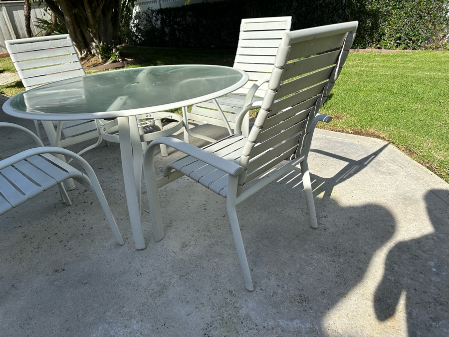 Aluminum Outdoor Patio Table 51W X 28.5H With Four Chairs [Photo 4]