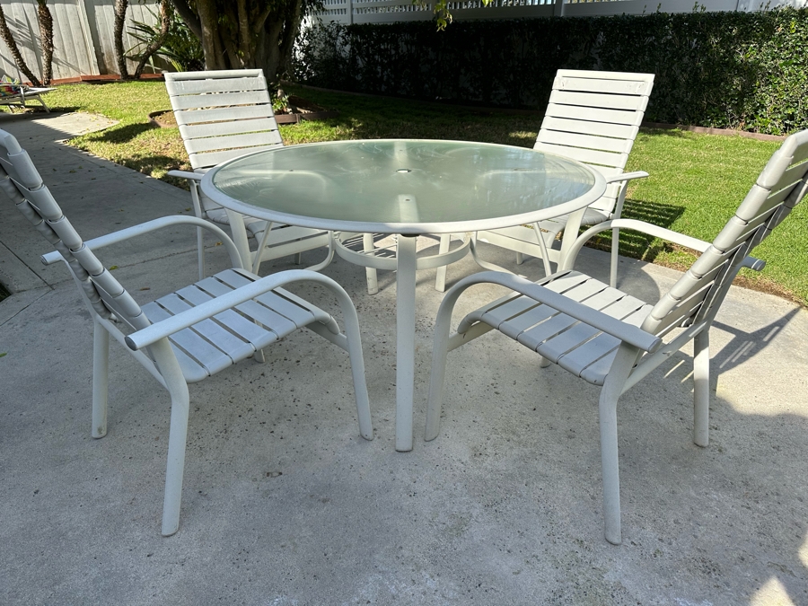 Aluminum Outdoor Patio Table 51W X 28.5H With Four Chairs [Photo 2]