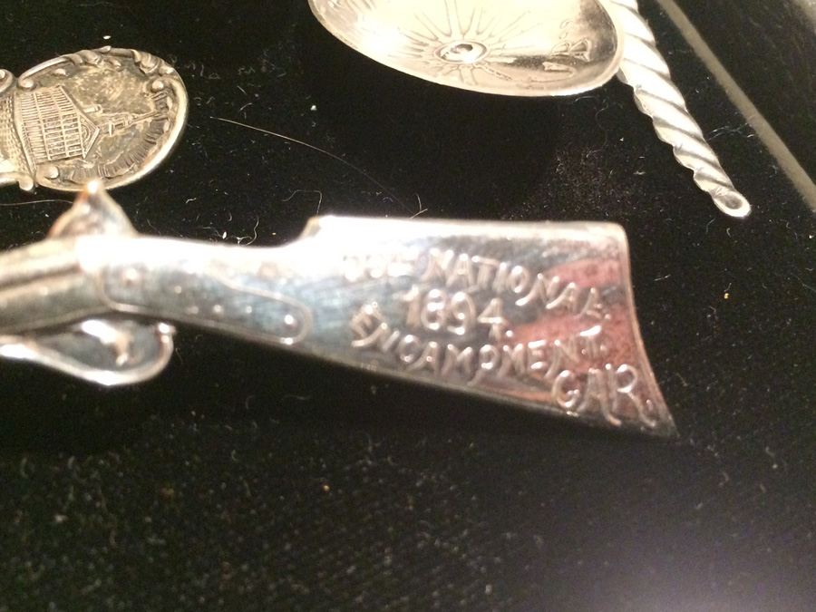 Huge Lot of 19 Silver Vintage Souvenir Spoons [Photo 5]