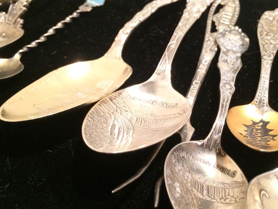 Huge Lot of 19 Silver Vintage Souvenir Spoons [Photo 56]