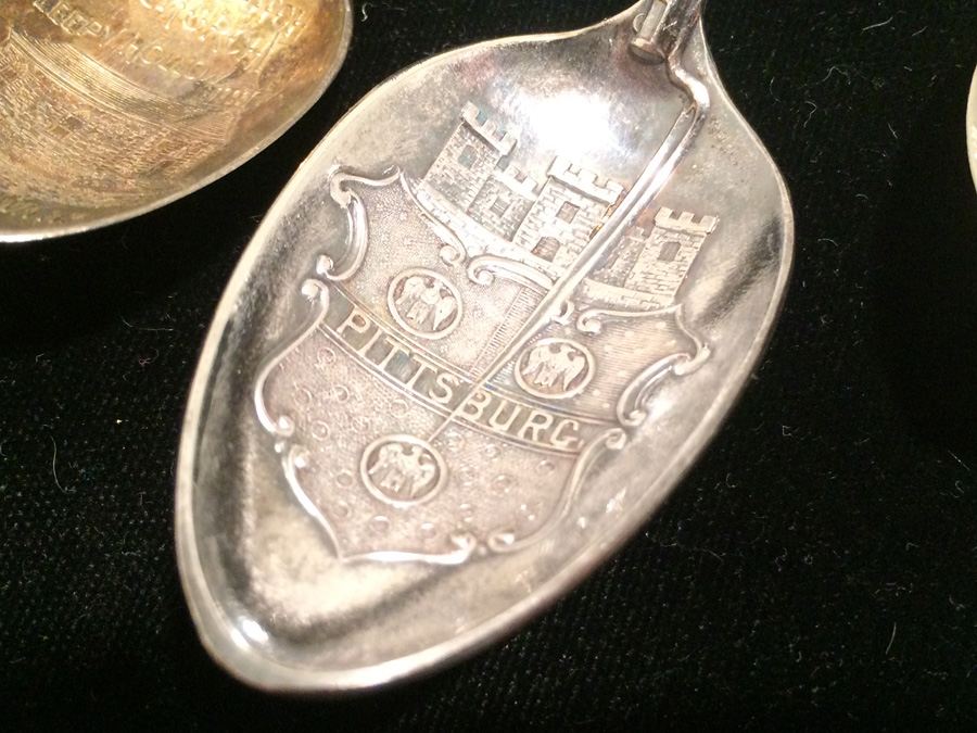 Huge Lot of 19 Silver Vintage Souvenir Spoons [Photo 6]