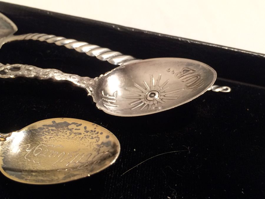 Huge Lot of 19 Silver Vintage Souvenir Spoons [Photo 50]