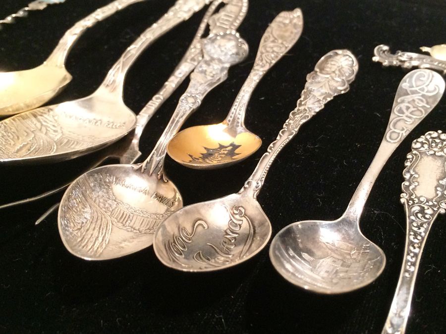 Huge Lot of 19 Silver Vintage Souvenir Spoons [Photo 53]