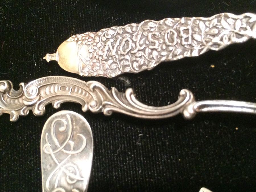 Huge Lot of 19 Silver Vintage Souvenir Spoons [Photo 13]