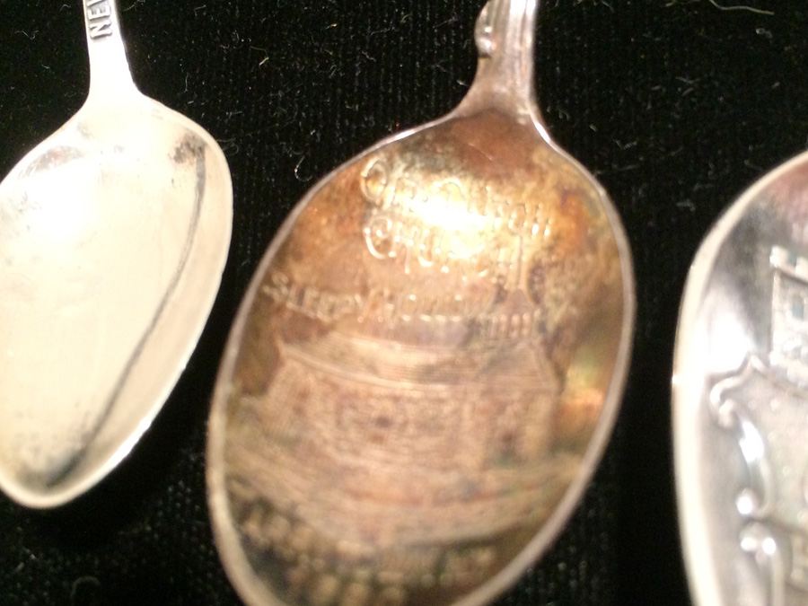 Huge Lot of 19 Silver Vintage Souvenir Spoons [Photo 8]