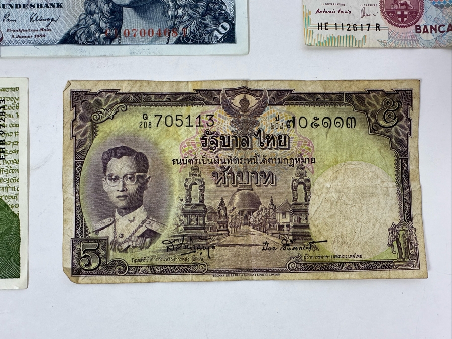 Various Foreign Currency [Photo 8]