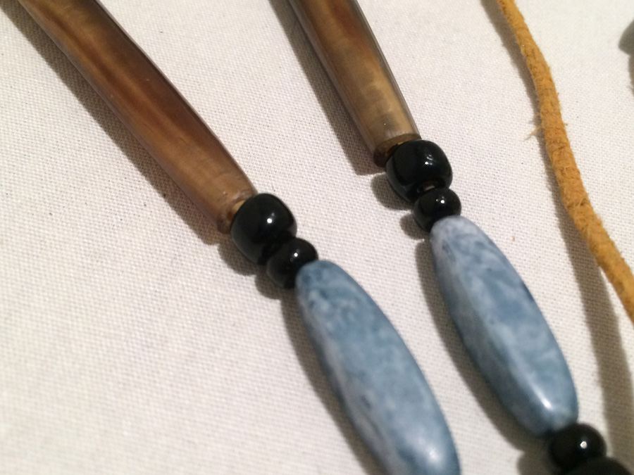 Necklace with Pendant [Photo 8]