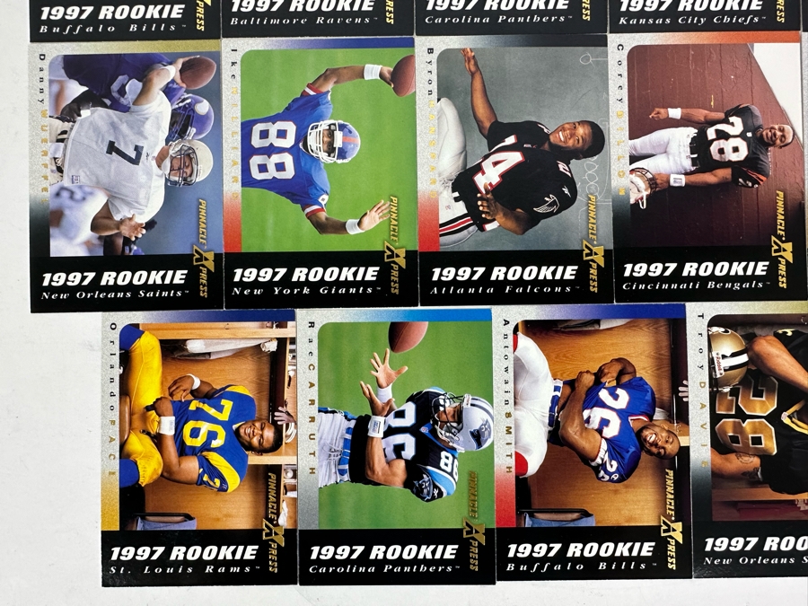 Collection Of 1997 Rookie Football Cards Pinnacle - 23 Cards [Photo 5]