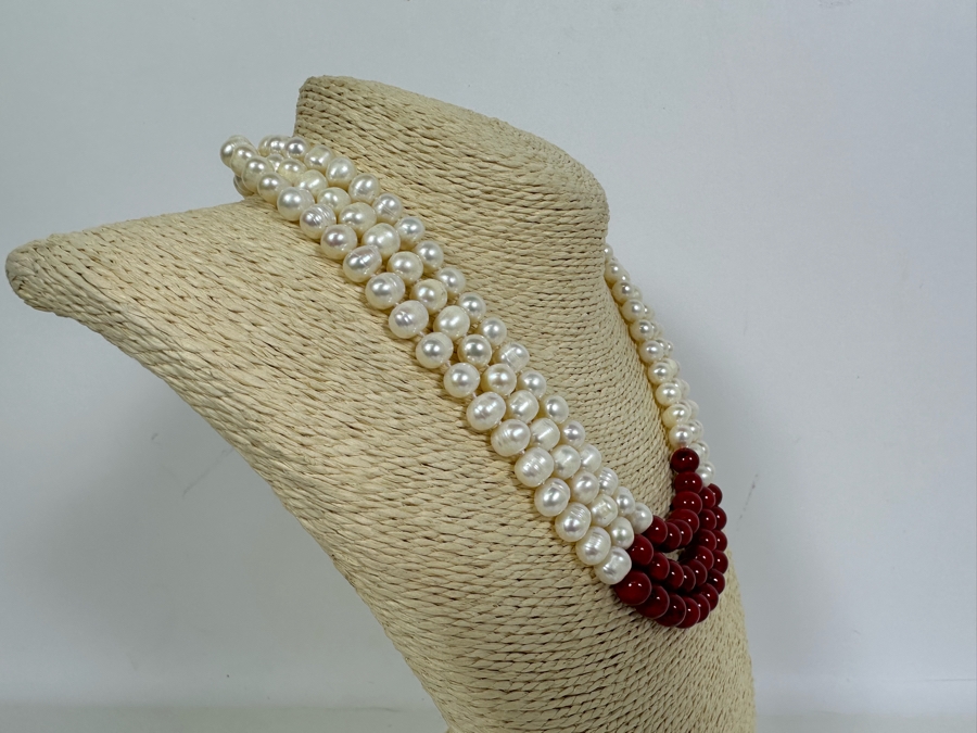 3-Strand 17' Pearl Necklace [Photo 4]