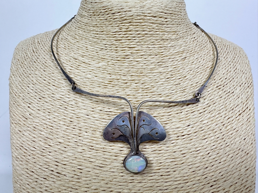 Sterling Silver Opal Modernist Pendant Necklace Signed PEGGOTTY 11.4g [Photo 2]