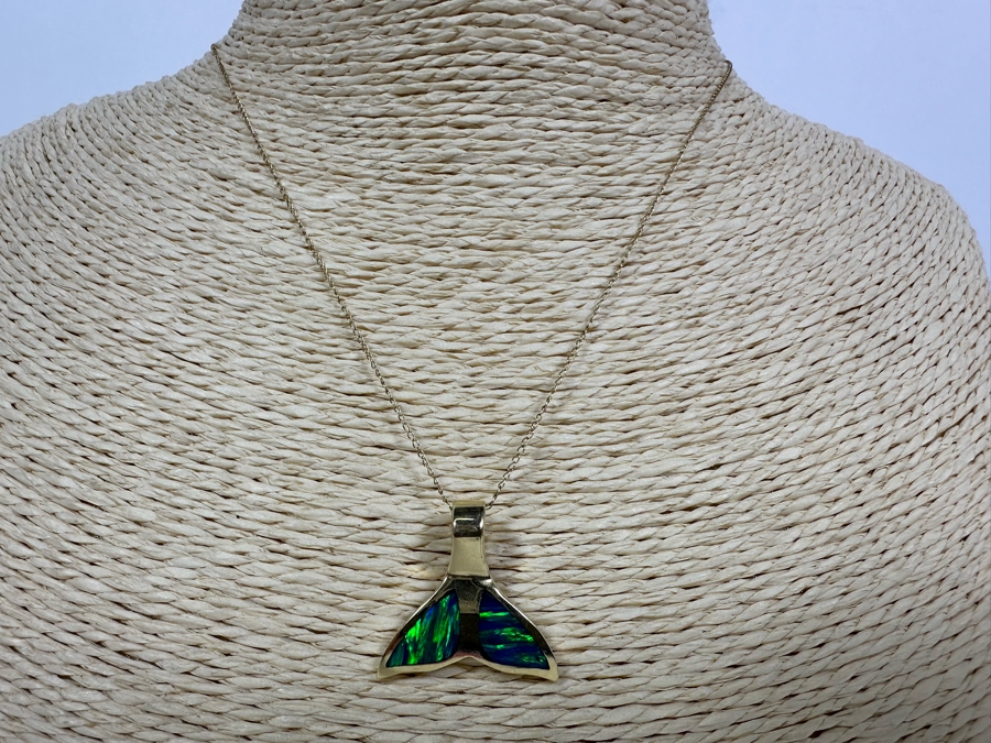 14K Gold Whale Tail Pendant With 14K Gold 16' Chain Necklace 5.4g [Photo 2]