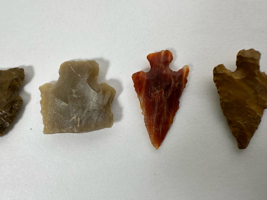 Vintage Native American Carved Stone Arrowheads [Photo 11]