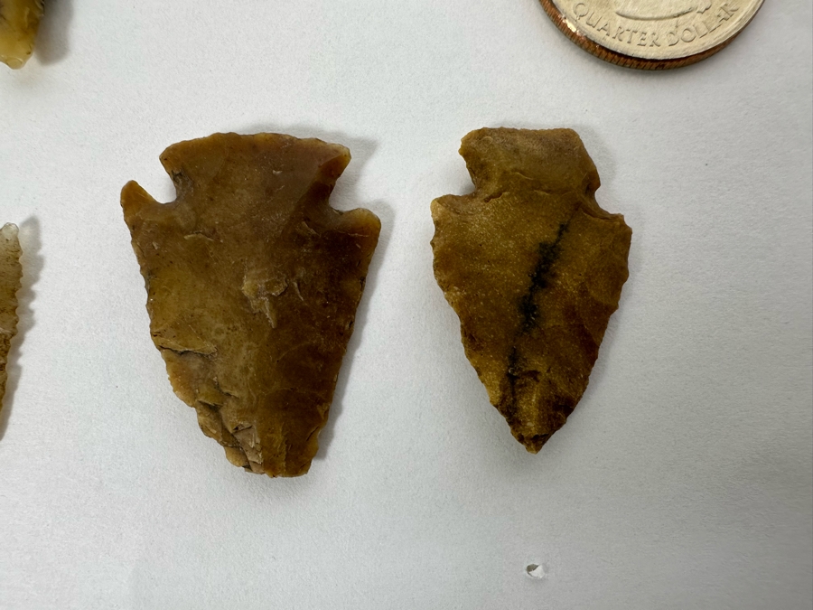 Vintage Native American Carved Stone Arrowheads [Photo 14]