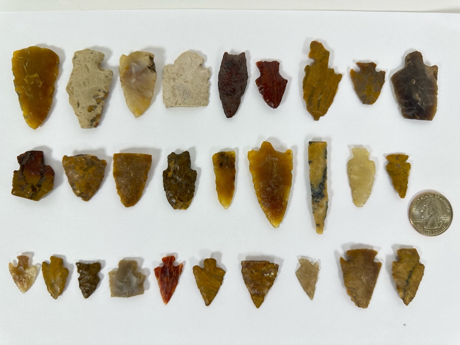 Vintage Native American Carved Stone Arrowheads [Photo 2]