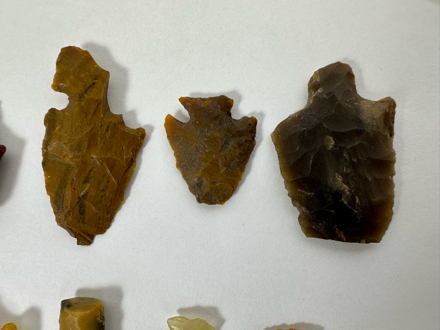 Vintage Native American Carved Stone Arrowheads [Photo 5]