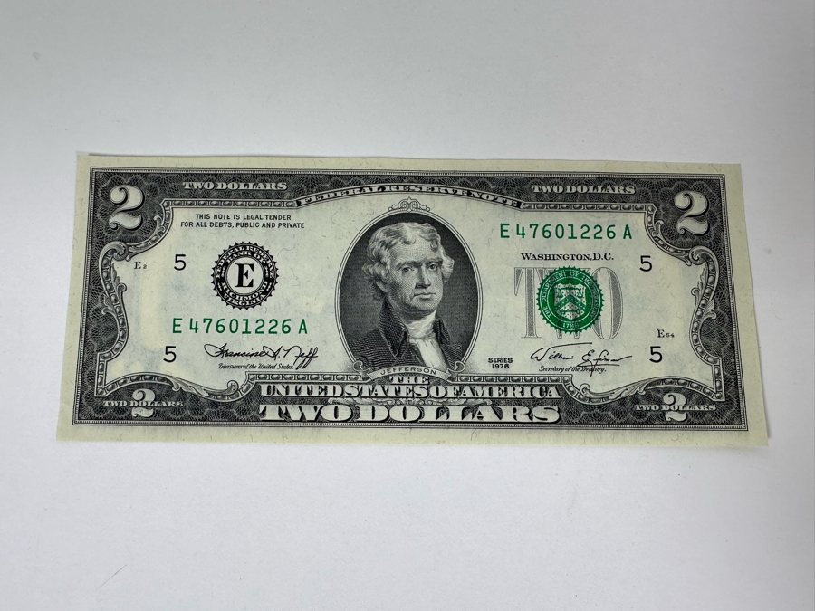 (6) U.S. Two Dollar Bills And (1) Autographed U.S. One Dollar Bill Signed By The 38th Treasurer Of The United States Under Reagan And Bush, Katherine Davalos Ortega [Photo 5]