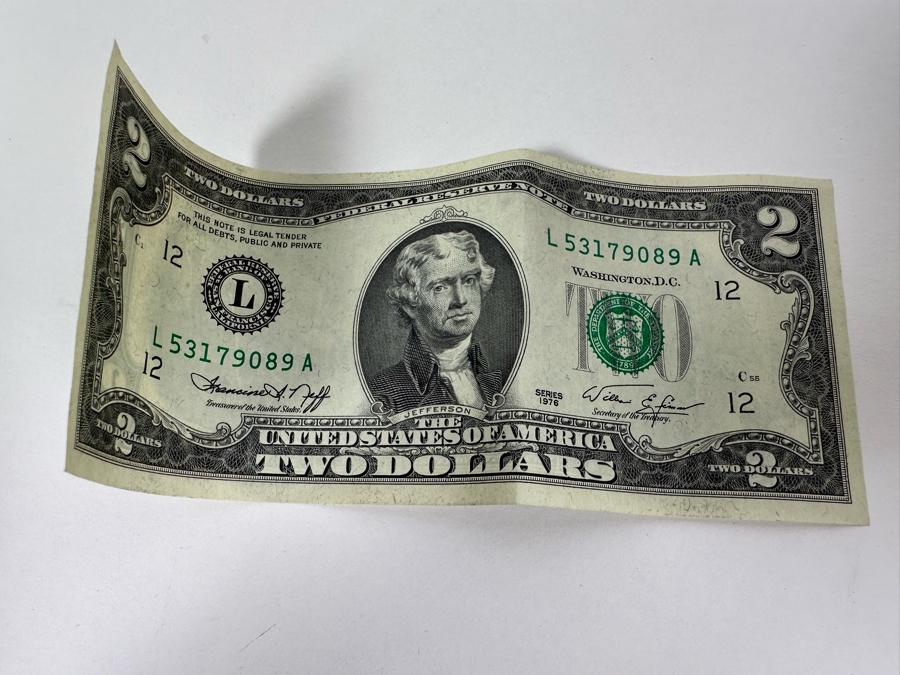 (6) U.S. Two Dollar Bills And (1) Autographed U.S. One Dollar Bill Signed By The 38th Treasurer Of The United States Under Reagan And Bush, Katherine Davalos Ortega [Photo 9]