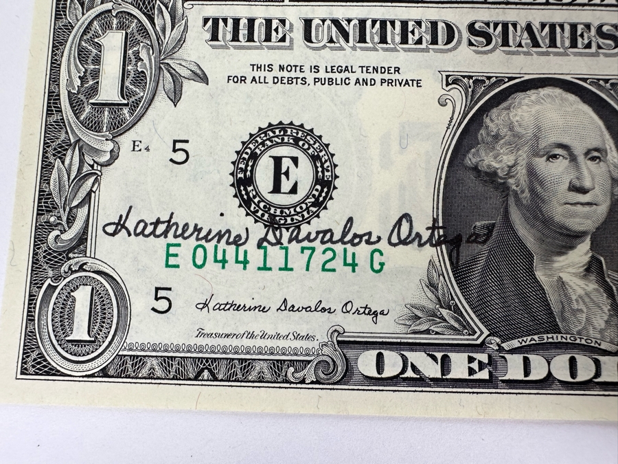(6) U.S. Two Dollar Bills And (1) Autographed U.S. One Dollar Bill Signed By The 38th Treasurer Of The United States Under Reagan And Bush, Katherine Davalos Ortega [Photo 4]