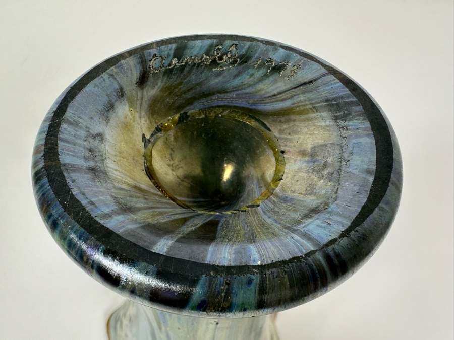 Iridescent Art Glass Vase Signed Arnold 1973 8H [Photo 9]