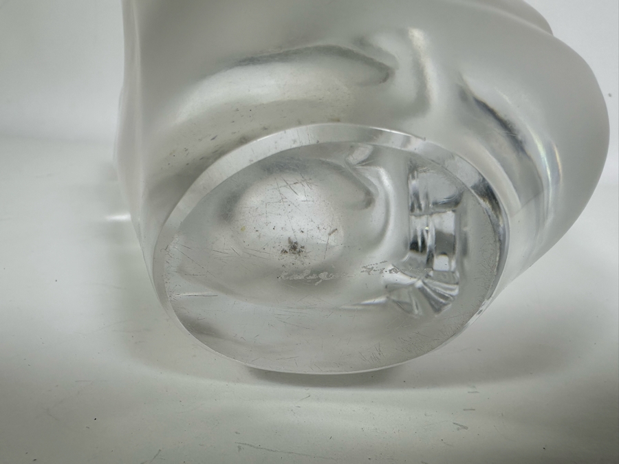 Large Lalique France Pair Of Doves Frosted Crystal 'Sylvie' Vase With Flower Frog 7W X 8H [Photo 11]