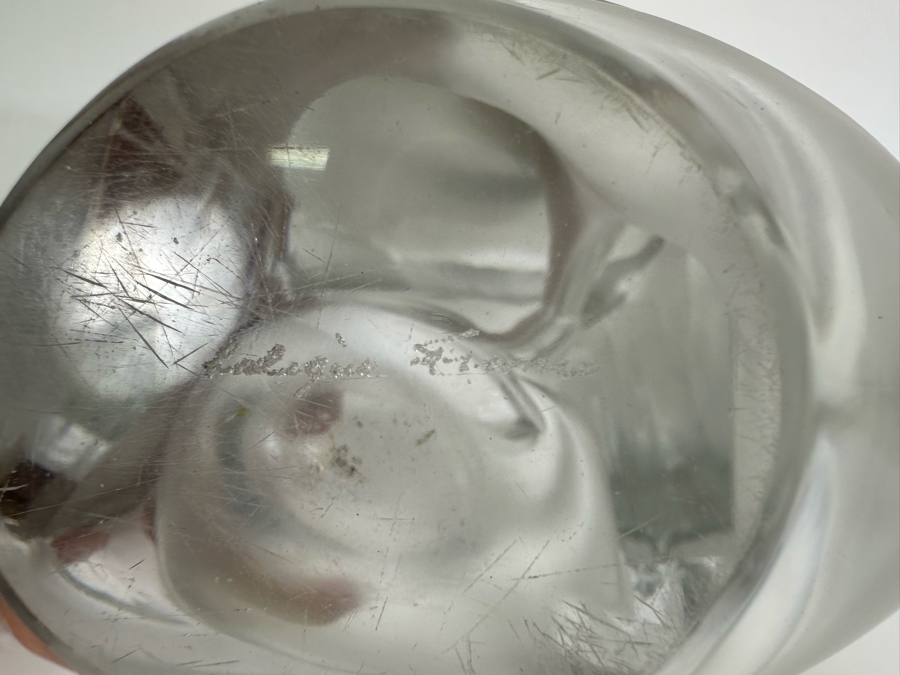 Large Lalique France Pair Of Doves Frosted Crystal 'Sylvie' Vase With Flower Frog 7W X 8H [Photo 14]