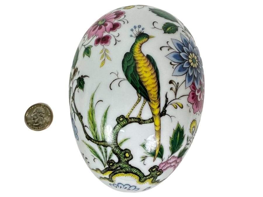 Limoges France Lidded Egg-Shaped Trinket Box 4W X 3.5D X 3H [Photo 1]
