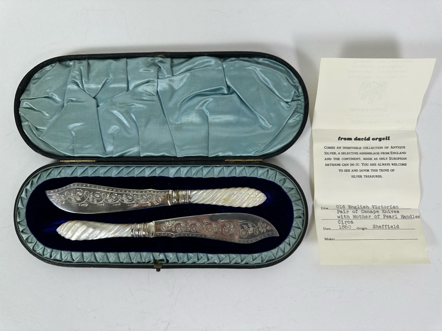 Old English Victorian Pair Of Canape Knives With Carved Mother Of Pearl Handles Circa 1860 From Sheffield England With Original Box From The Collection Of David Orgell [Photo 2]