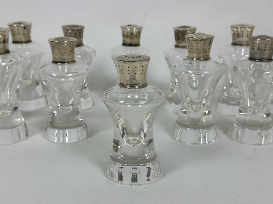 Steuben Glass Salt & Pepper Shakers With Sterling Silver Tops 4.5H - Eight Pairs / 16 Shakers Total Doheny Estate [Photo 15]