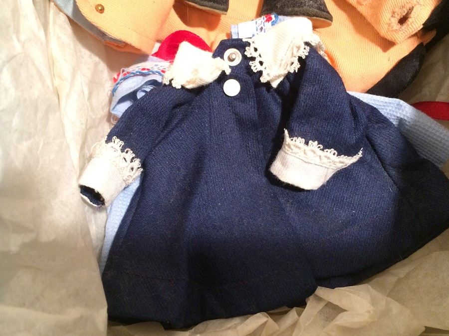 Vintage Ginny Madame Alexander Alexander-Kins Doll with Five Outfits [Photo 4]