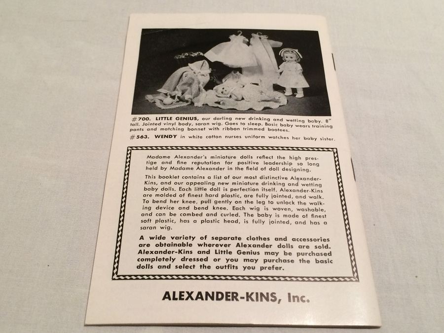 Vintage Ginny Madame Alexander Alexander-Kins Doll with Five Outfits [Photo 18]