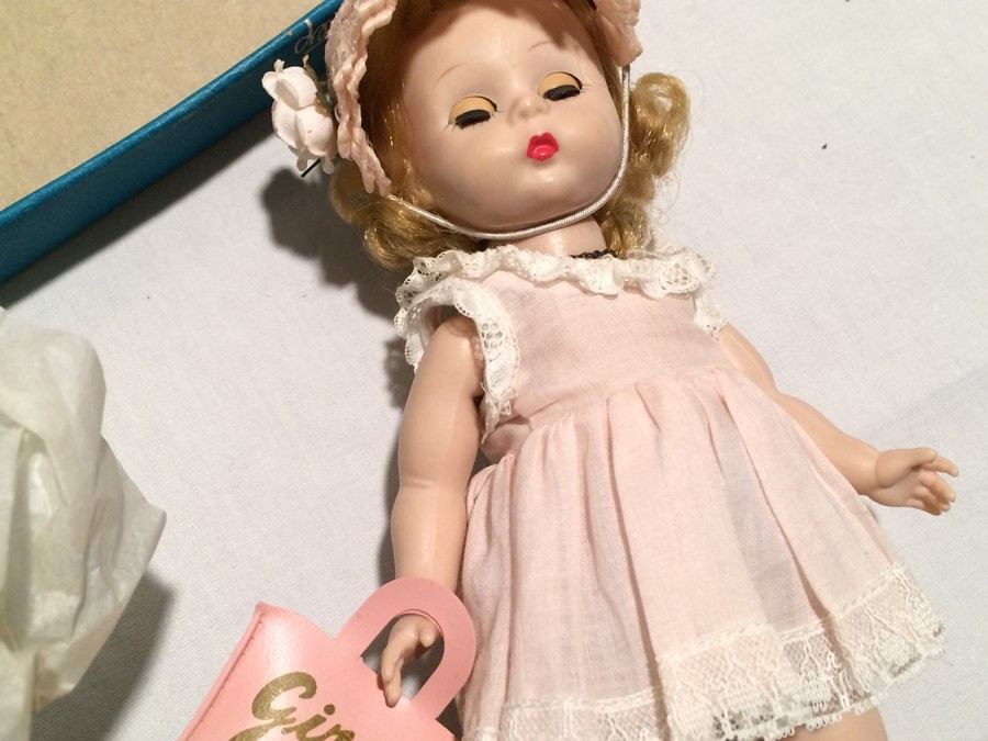 Vintage Ginny Madame Alexander Alexander-Kins Doll with Five Outfits [Photo 8]