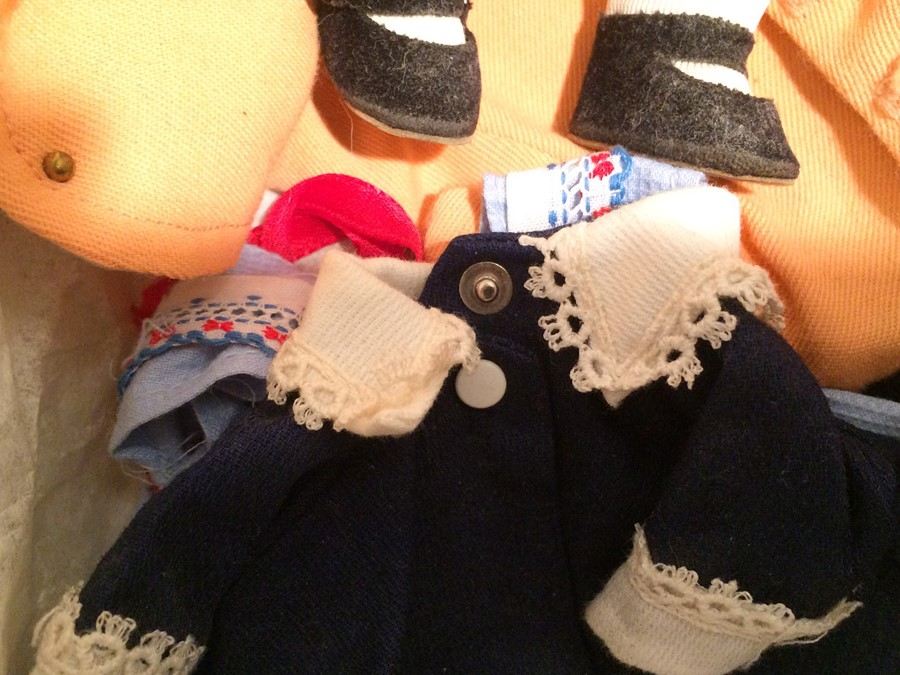 Vintage Ginny Madame Alexander Alexander-Kins Doll with Five Outfits [Photo 5]