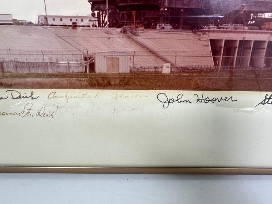 Signed NASA Space Shuttle Photograph Signed By NASA Employees 20.5 X 16.5 [Photo 4]
