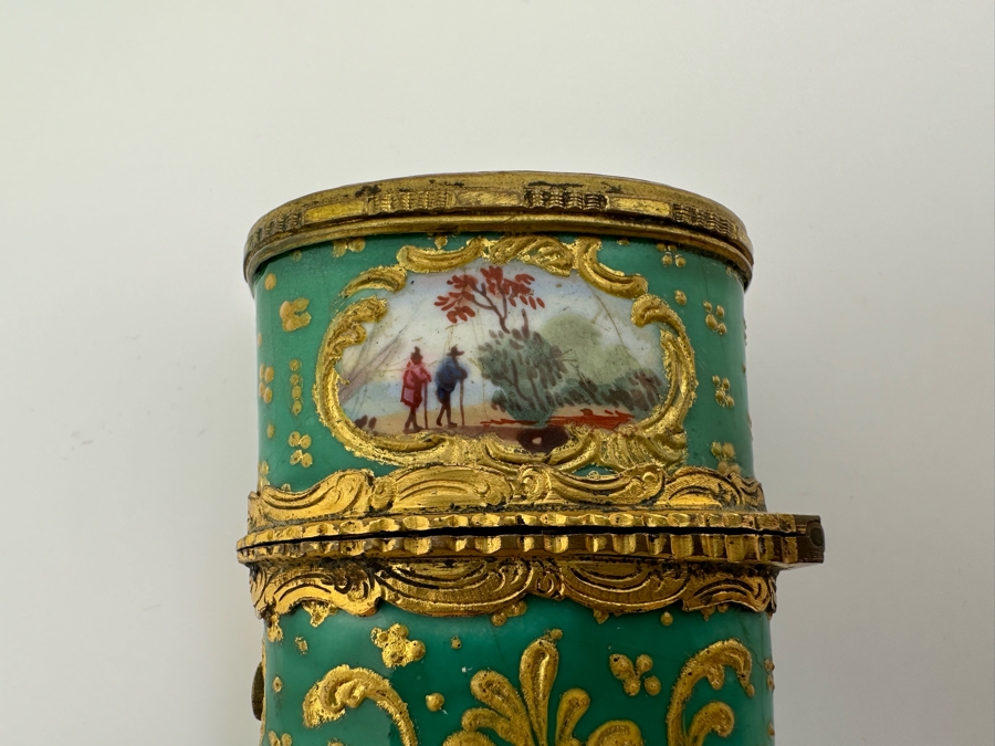 Antique South Staffordshire Enamel Etui Of Tapering Form Painted With Classical Landscapes Circa 1770 4'L Sold In 1983 In London Via Halcyon Days Antiques For 4,830 Pounds In Today's Pounds [Photo 10]