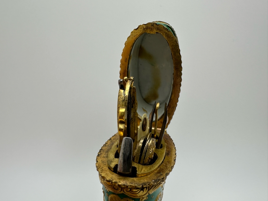 Antique South Staffordshire Enamel Etui Of Tapering Form Painted With Classical Landscapes Circa 1770 4'L Sold In 1983 In London Via Halcyon Days Antiques For 4,830 Pounds In Today's Pounds [Photo 20]