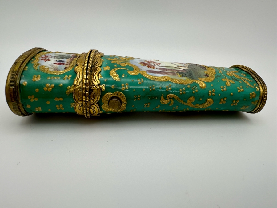 Antique South Staffordshire Enamel Etui Of Tapering Form Painted With Classical Landscapes Circa 1770 4'L Sold In 1983 In London Via Halcyon Days Antiques For 4,830 Pounds In Today's Pounds [Photo 13]