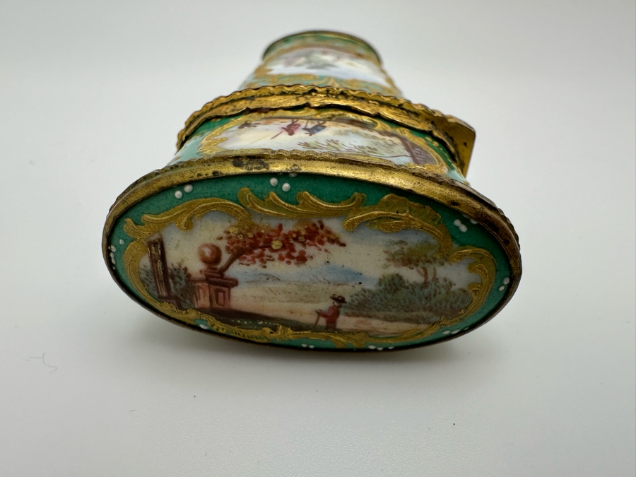 Antique South Staffordshire Enamel Etui Of Tapering Form Painted With Classical Landscapes Circa 1770 4'L Sold In 1983 In London Via Halcyon Days Antiques For 4,830 Pounds In Today's Pounds [Photo 11]