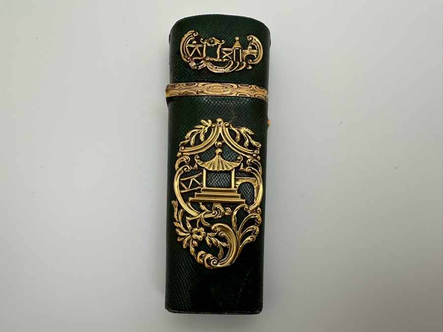 Antique Gold-Mounted Shagreen Etui Of Tapering Form With Gold Openwork Chinoiserie Panels Circa 1765 4'L Sold In 1983 In London Via Halcyon Days Antiques For 4,530 Pounds In Today's Pounds [Photo 5]